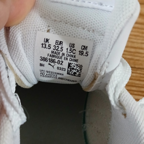 Puma Kids Classic White Sneakers‎ - Picture 6 of 9